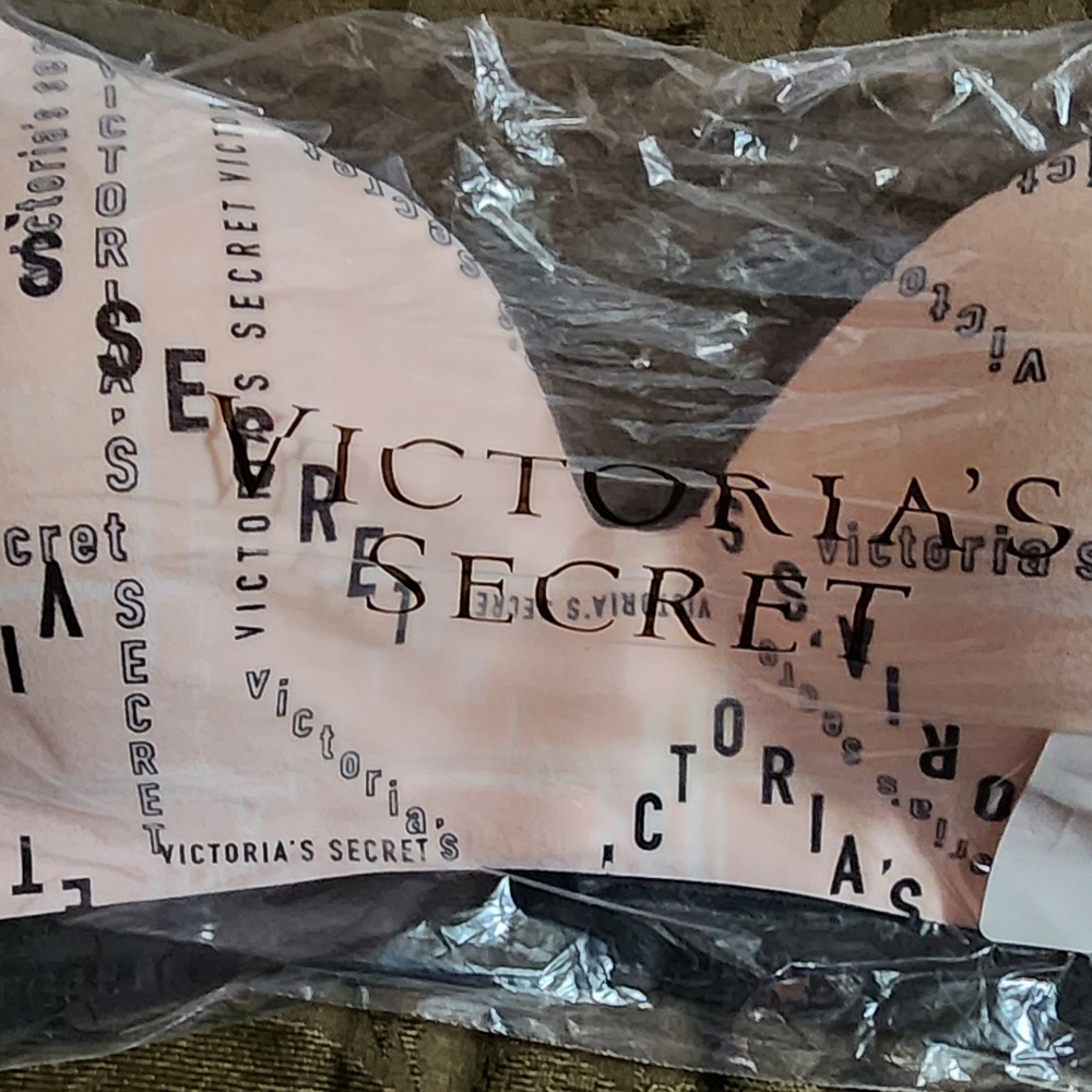 Vs  tshirt bra no underwire size 36c